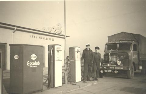 1955 Tankstelle