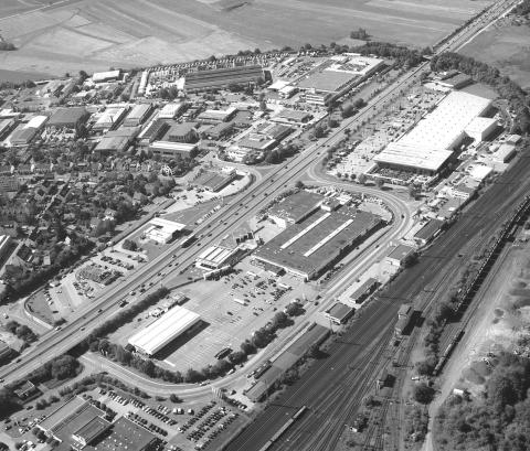 2000 Luftbild Gewerbegebiet an der B9